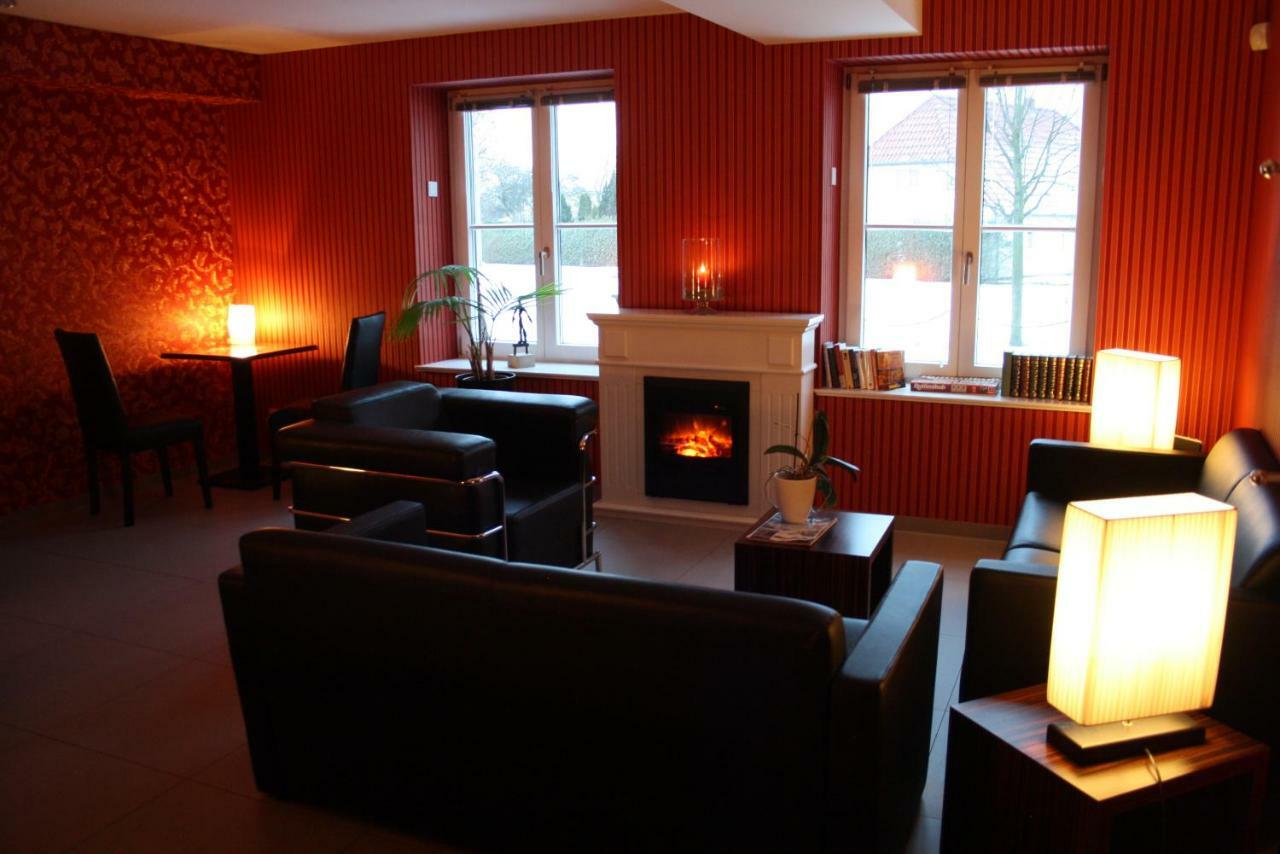 Strandhotel Dranske Exterior photo
